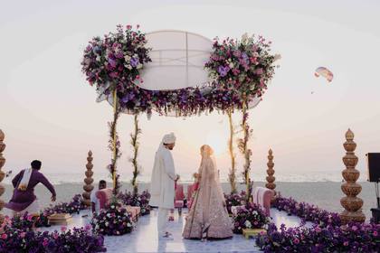 Mandap and Floral detail — Wedding decor — Planet Hollywood